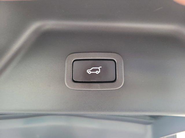 used 2022 Land Rover Range Rover car, priced at $52,995