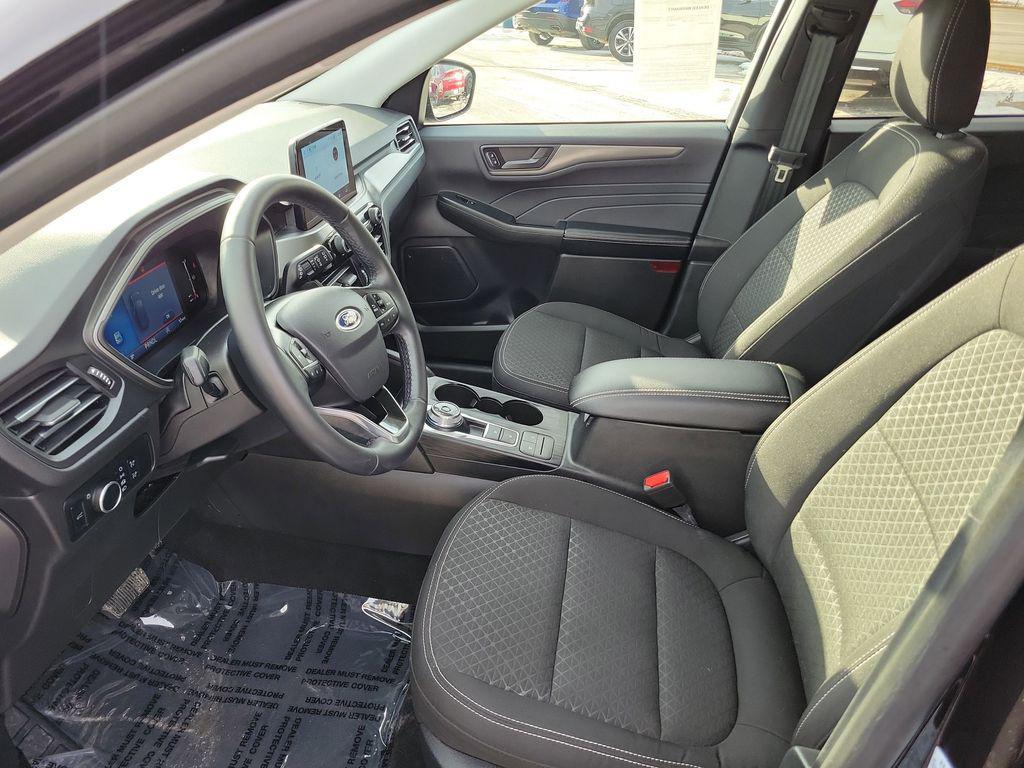 used 2024 Ford Escape car, priced at $25,995