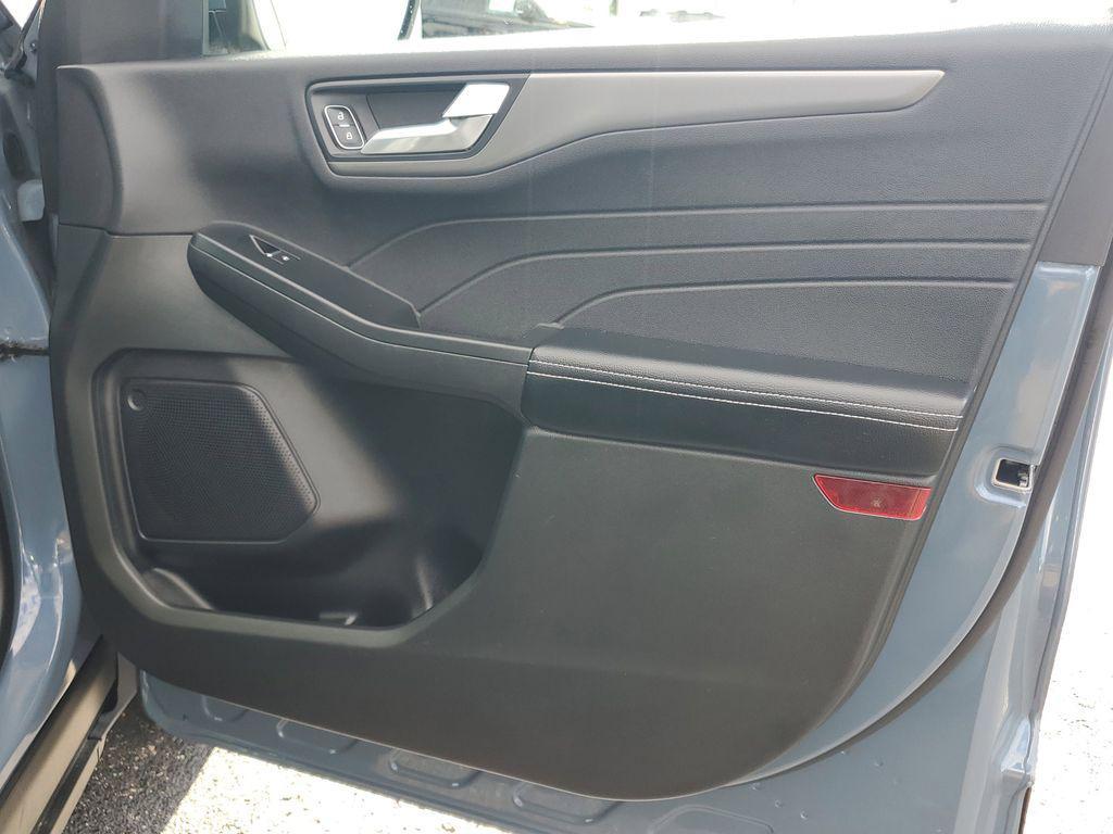 used 2023 Ford Escape PHEV car, priced at $30,995