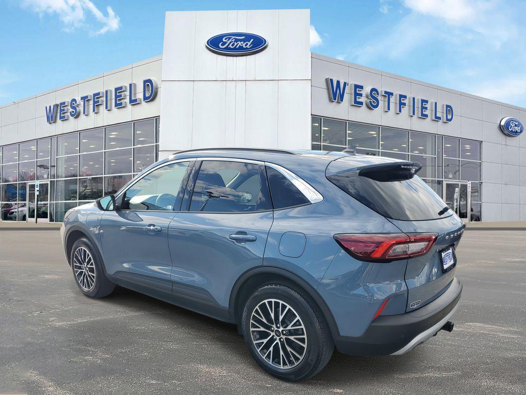 used 2023 Ford Escape PHEV car, priced at $30,995
