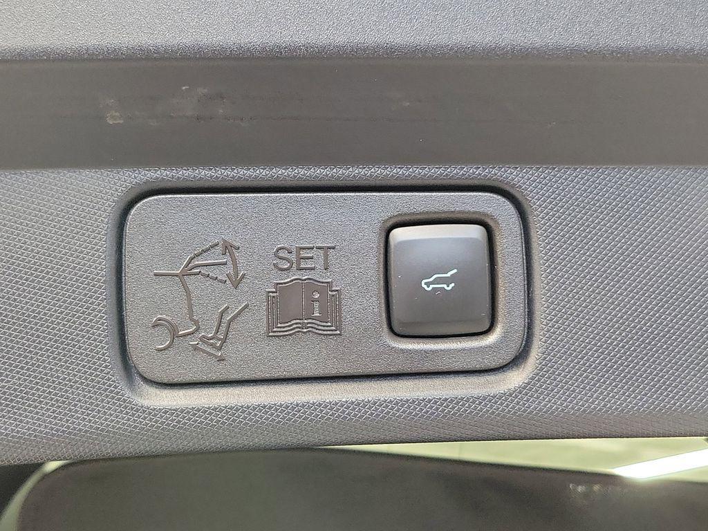 used 2022 Ford Mustang Mach-E car, priced at $35,995