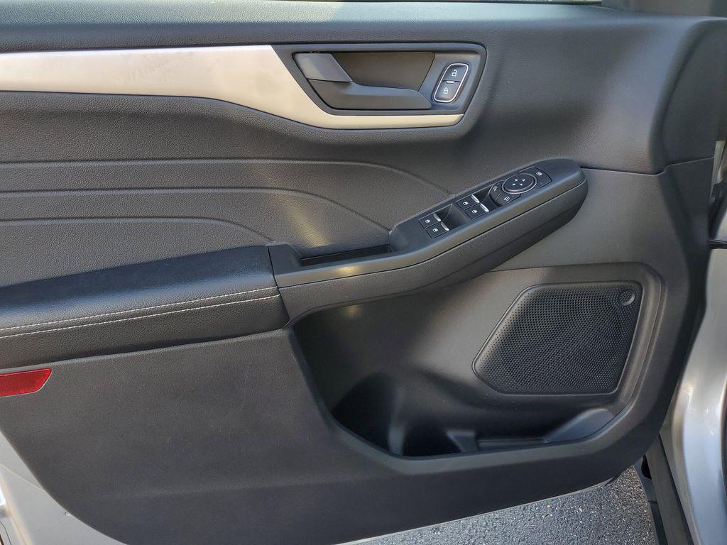 used 2022 Ford Escape car, priced at $30,995