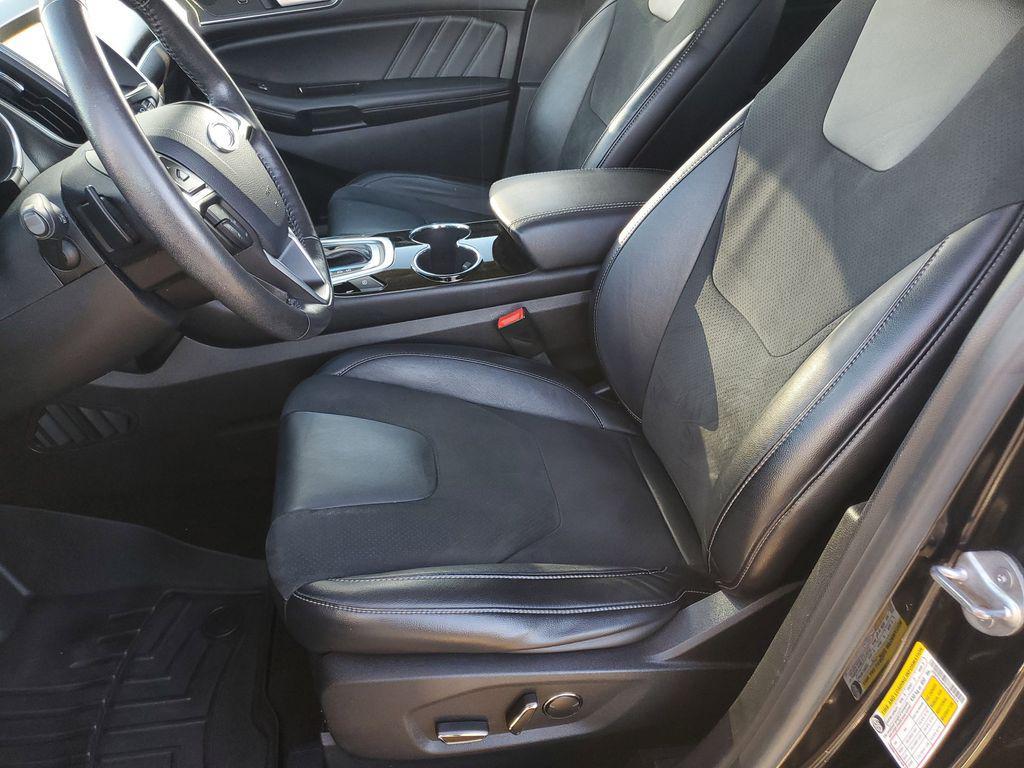 used 2015 Ford Edge car, priced at $18,995