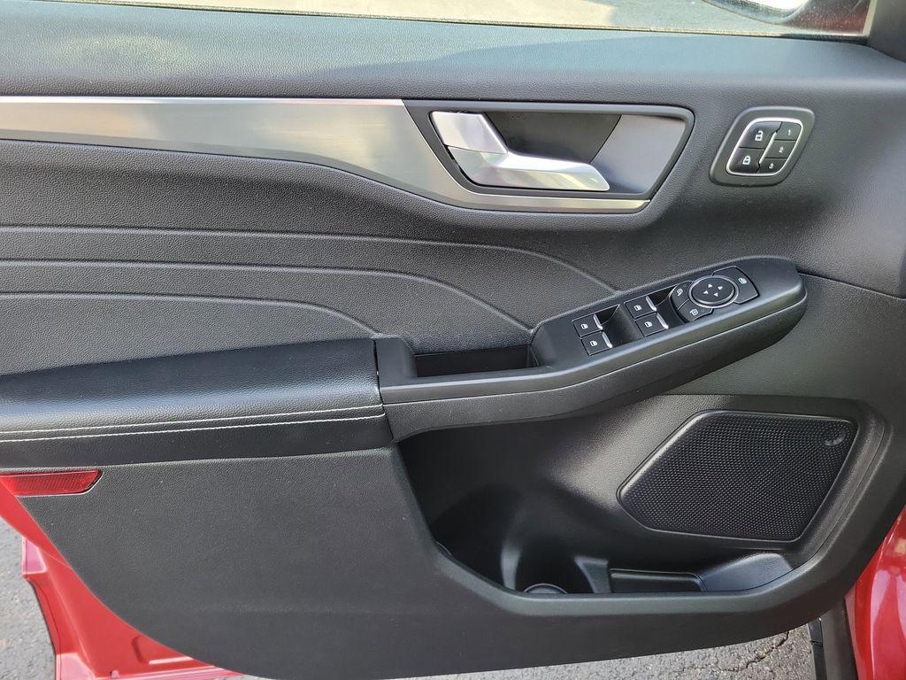 used 2022 Ford Escape car, priced at $26,895