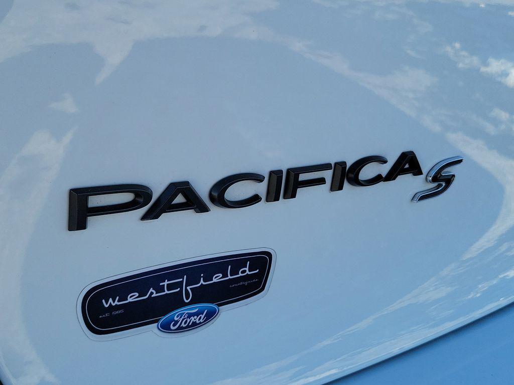 used 2025 Chrysler Pacifica car, priced at $45,895