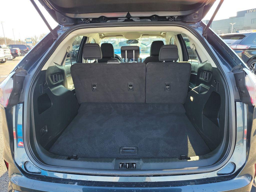 used 2022 Ford Edge car, priced at $21,474