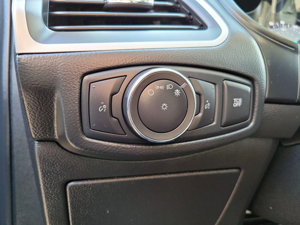 used 2022 Ford Edge car, priced at $21,474