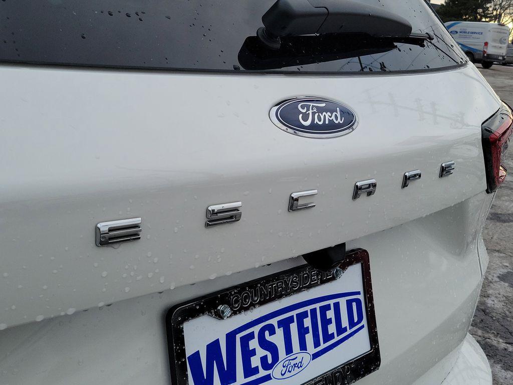 used 2024 Ford Escape car, priced at $25,895