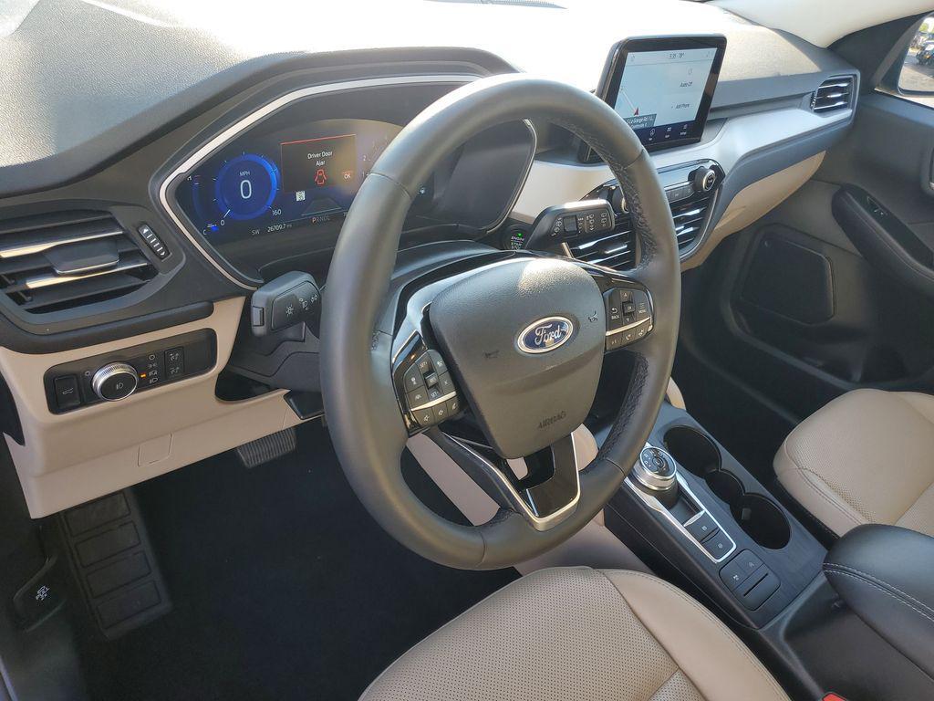 used 2022 Ford Escape car, priced at $29,995