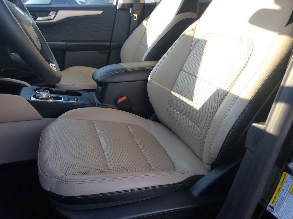 used 2022 Ford Escape car, priced at $29,995