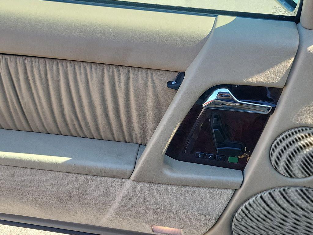 used 1995 Mercedes-Benz SL-Class car, priced at $39,895