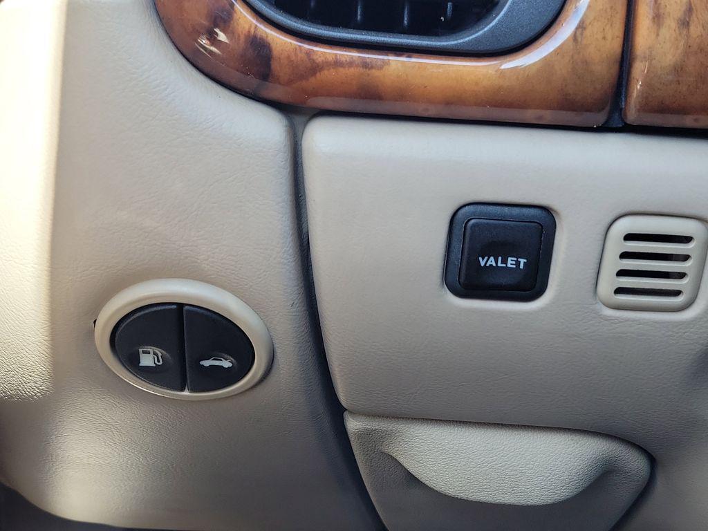 used 2000 Jaguar XK8 car, priced at $15,995