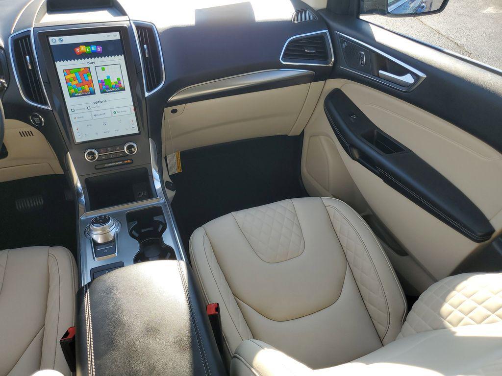 used 2024 Ford Edge car, priced at $33,439