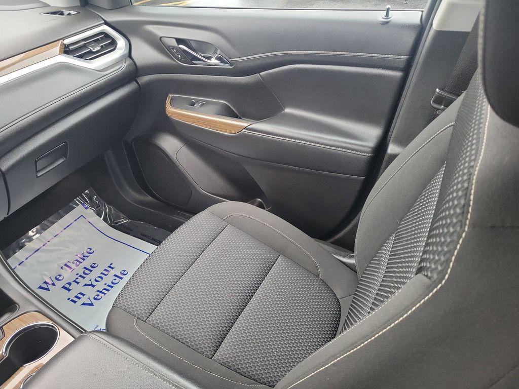 used 2023 GMC Acadia car, priced at $25,695