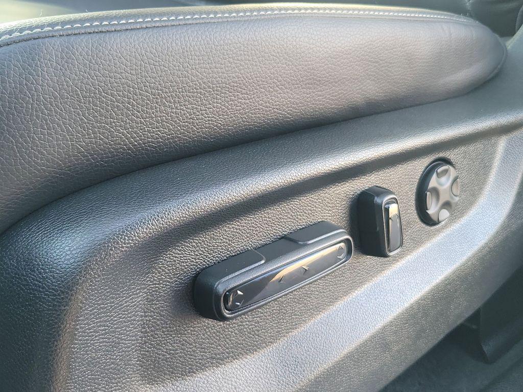 used 2024 Honda Odyssey car, priced at $41,995