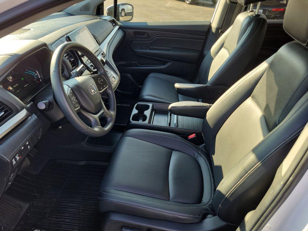 used 2024 Honda Odyssey car, priced at $41,995