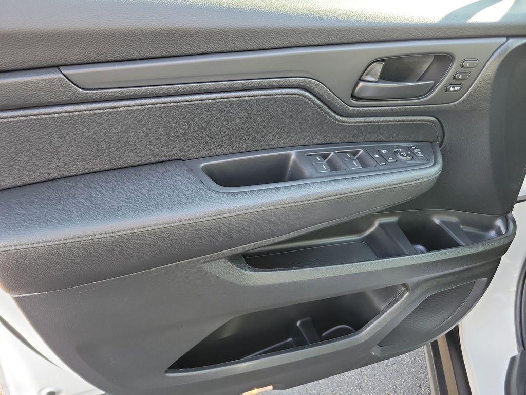 used 2024 Honda Odyssey car, priced at $41,995