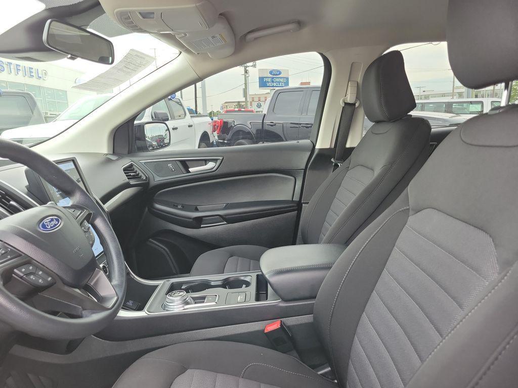 used 2024 Ford Edge car, priced at $29,373