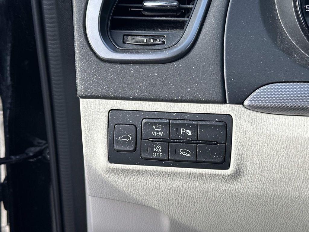 used 2023 Mazda CX-9 car, priced at $31,754