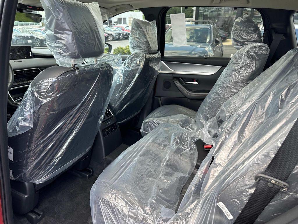 new 2025 Mazda CX-70 PHEV car, priced at $53,319