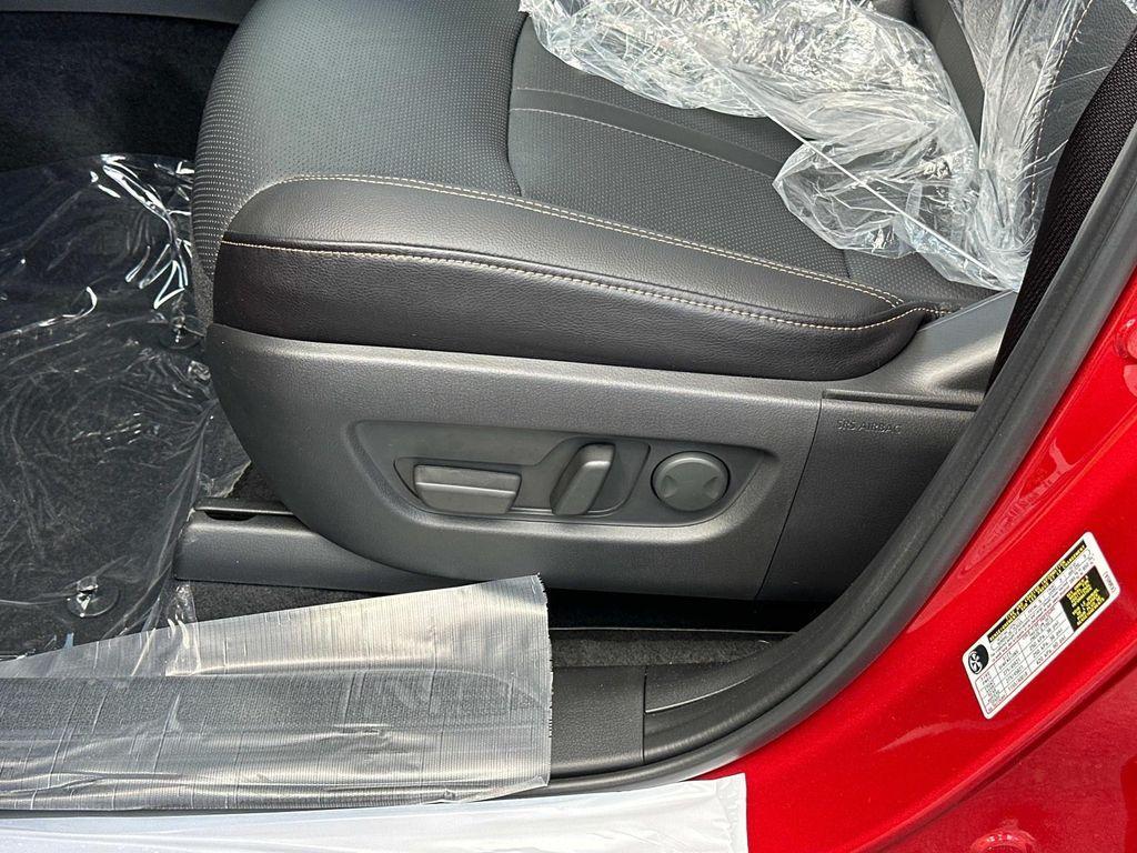 new 2025 Mazda CX-70 PHEV car, priced at $53,319