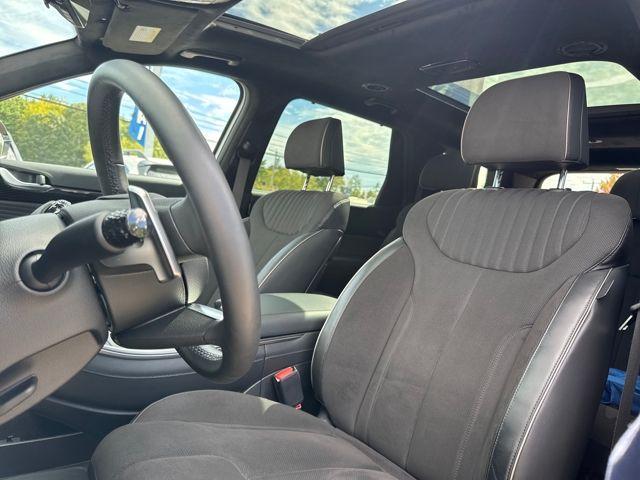 used 2025 Hyundai Palisade car, priced at $46,990
