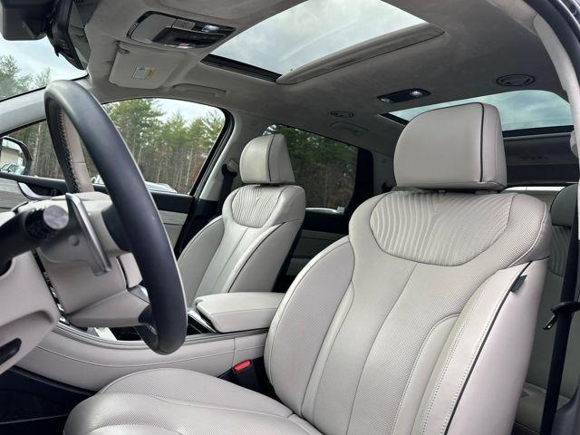 used 2025 Hyundai Palisade car, priced at $44,690
