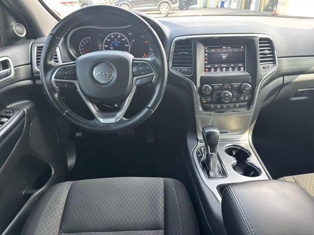 used 2021 Jeep Grand Cherokee car, priced at $17,590