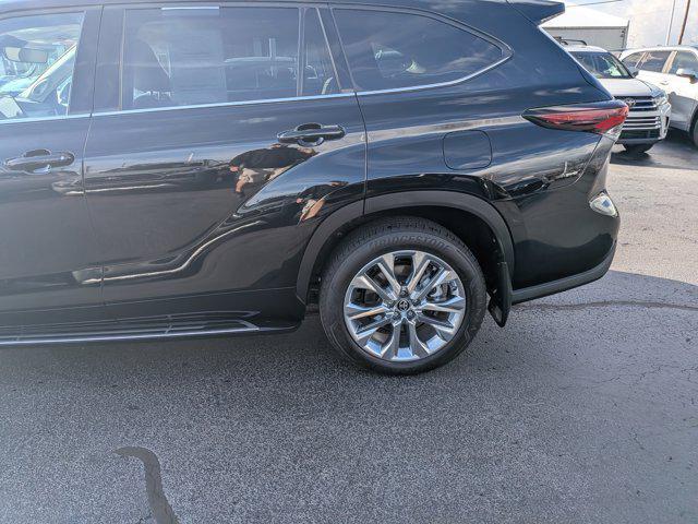 used 2024 Toyota Highlander Hybrid car, priced at $49,995