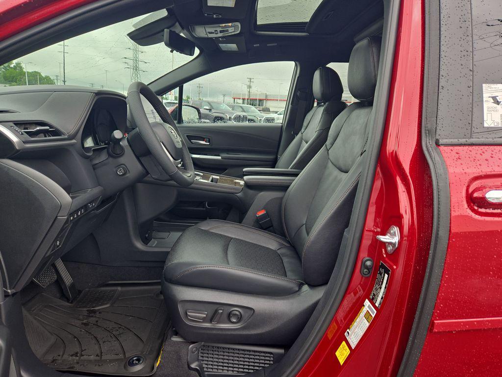 new 2026 Toyota Sienna car, priced at $65,413