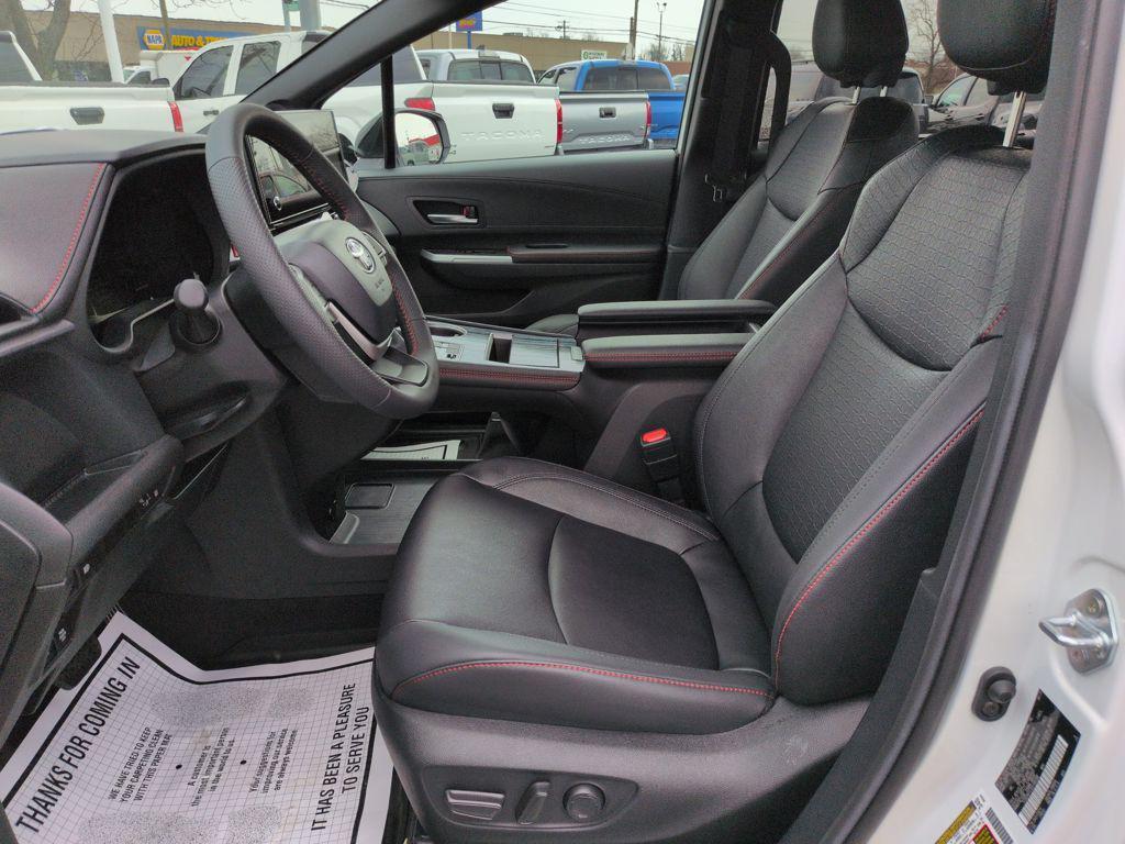 used 2025 Toyota Sienna car, priced at $51,595