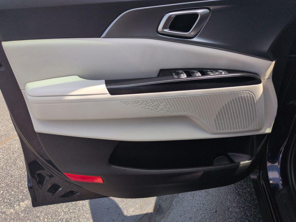 used 2024 Kia Carnival car, priced at $27,988