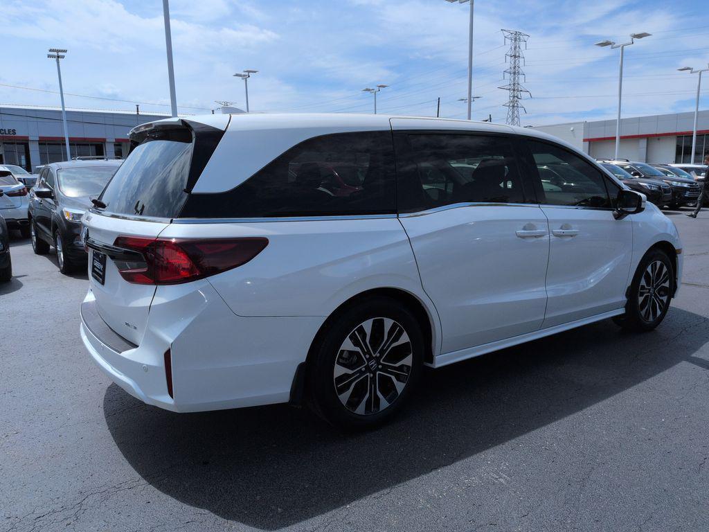 used 2025 Honda Odyssey car, priced at $45,588