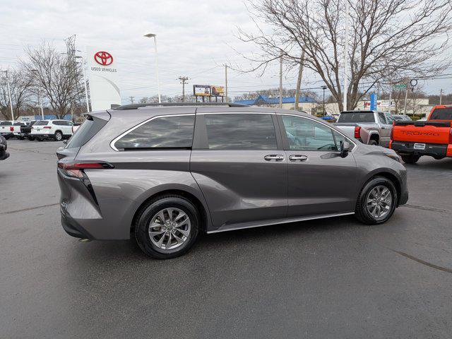 used 2023 Toyota Sienna car, priced at $39,995