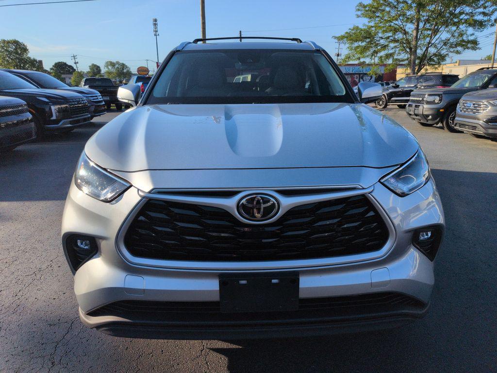 used 2021 Toyota Highlander car, priced at $24,779