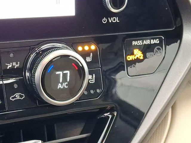 used 2024 Toyota Highlander car, priced at $41,888