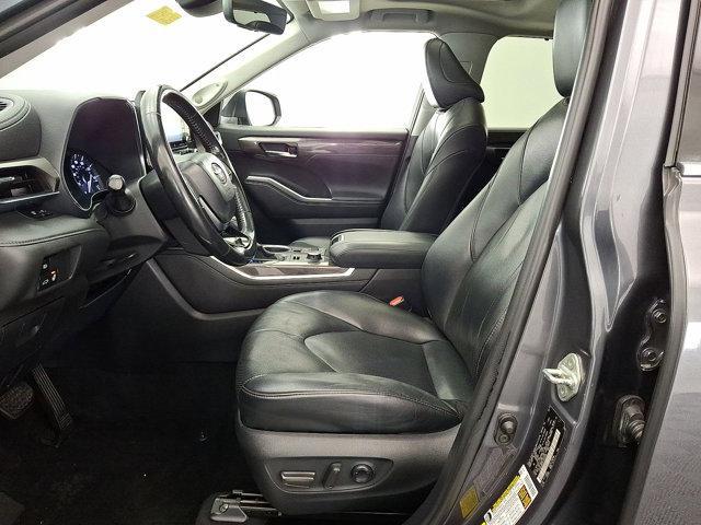 used 2020 Toyota Highlander car, priced at $24,999