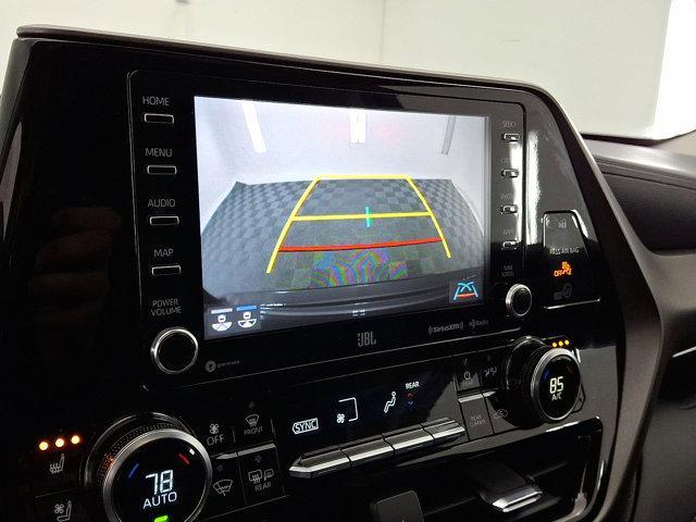 used 2020 Toyota Highlander car, priced at $24,999