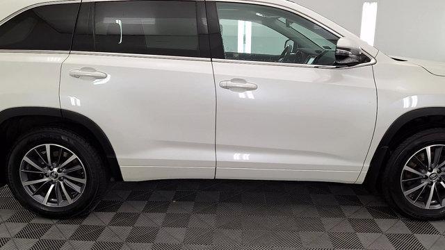 used 2018 Toyota Highlander car, priced at $19,888