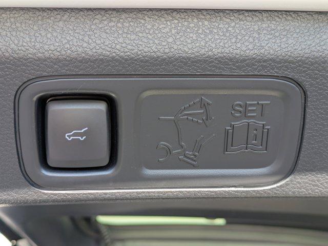 used 2022 Lincoln Navigator car, priced at $49,995