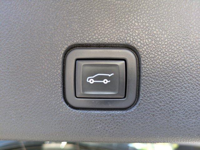 used 2021 Cadillac XT6 car, priced at $30,995