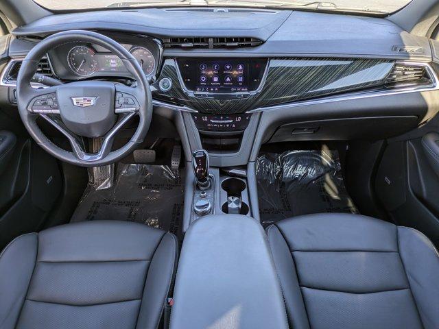 used 2022 Cadillac XT6 car, priced at $32,995