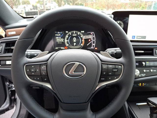 new 2025 Lexus ES 350 car, priced at $50,554