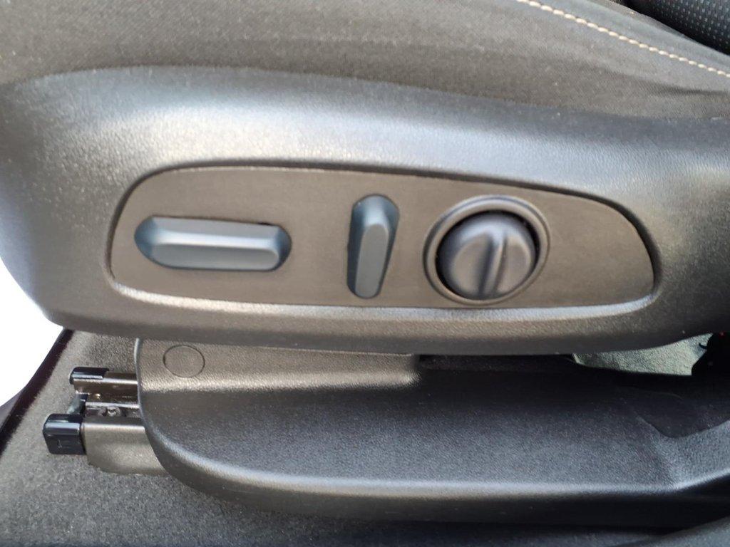 used 2022 GMC Acadia car, priced at $25,588