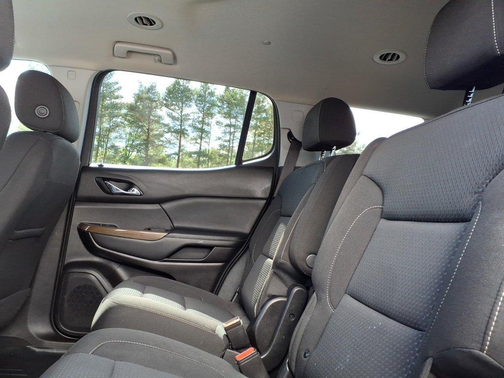 used 2022 GMC Acadia car, priced at $25,588