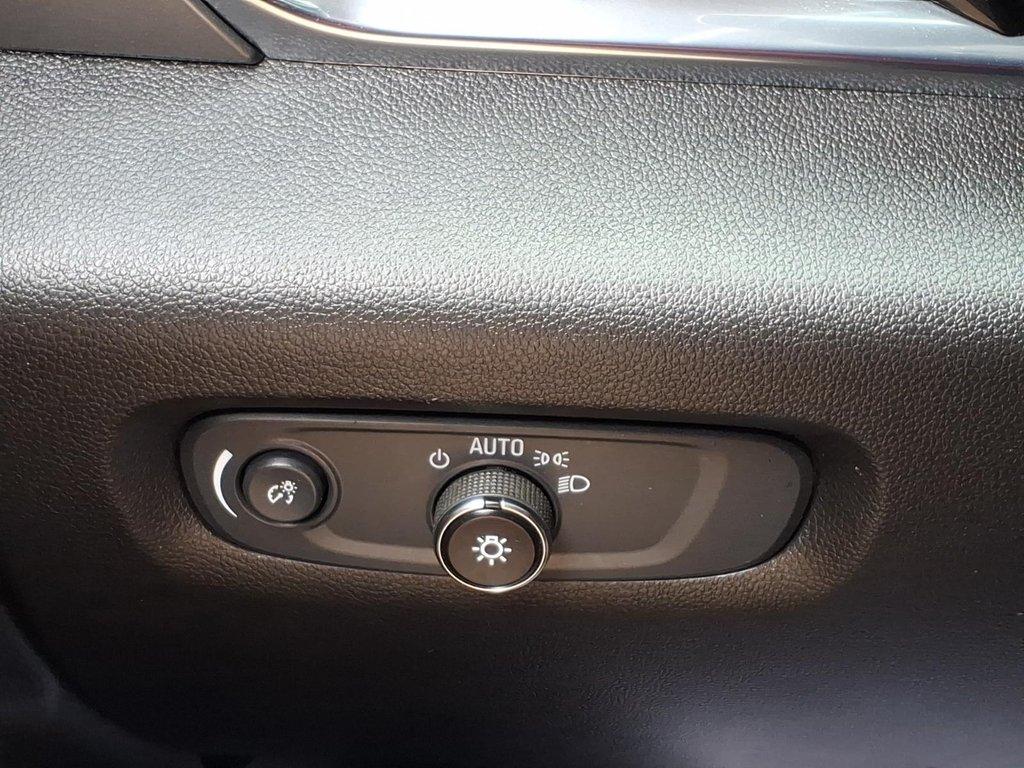 used 2021 Chevrolet Traverse car