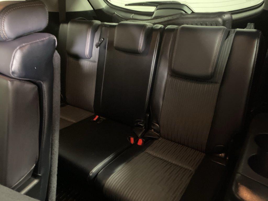 used 2015 Toyota Highlander car, priced at $17,477