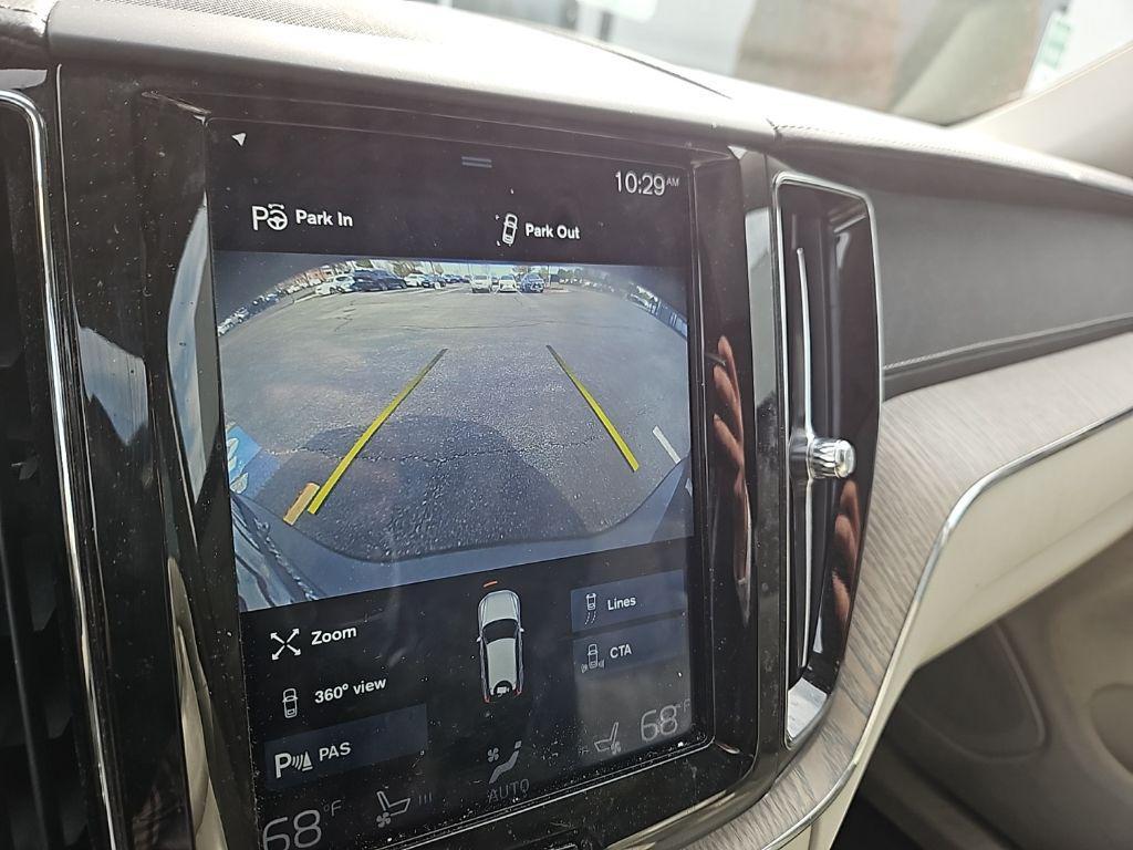 used 2018 Volvo XC60 car, priced at $14,477