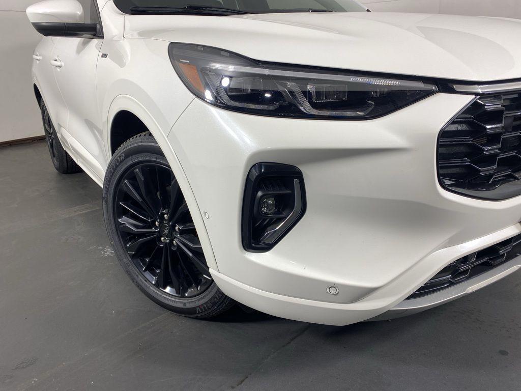 used 2023 Ford Escape car, priced at $25,477