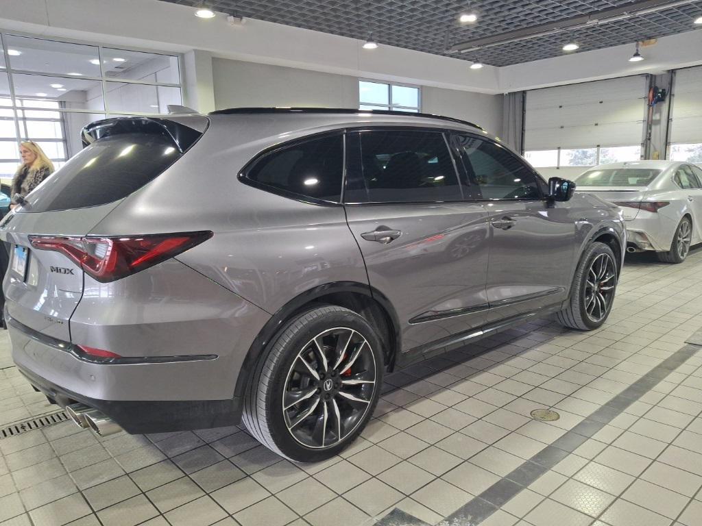 used 2022 Acura MDX car, priced at $33,477